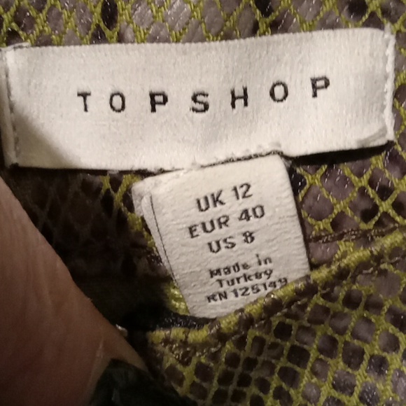 TOPSHOP-  Snakeskin Faux Leather Mini Skirt-8 - Picture 9 of 13